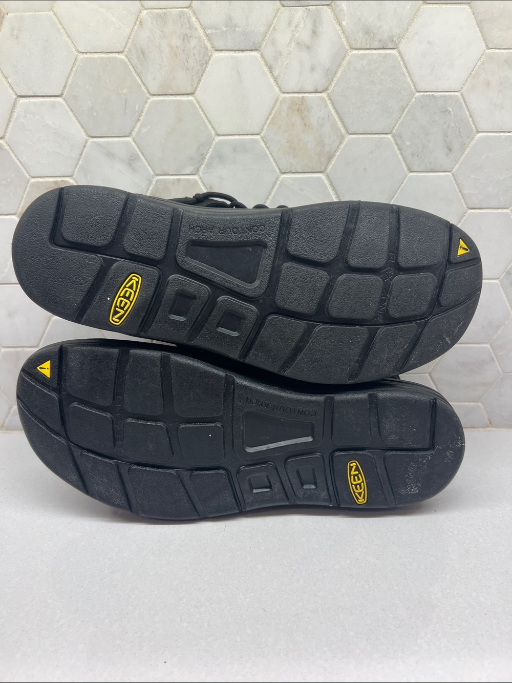 Women's UNEEK II Open-Toe Sneaker Sandal Black Size 9 - Picture 7 of 7